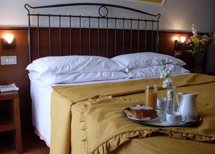 Hotel Isola Di Lauria Lauria Inferiore